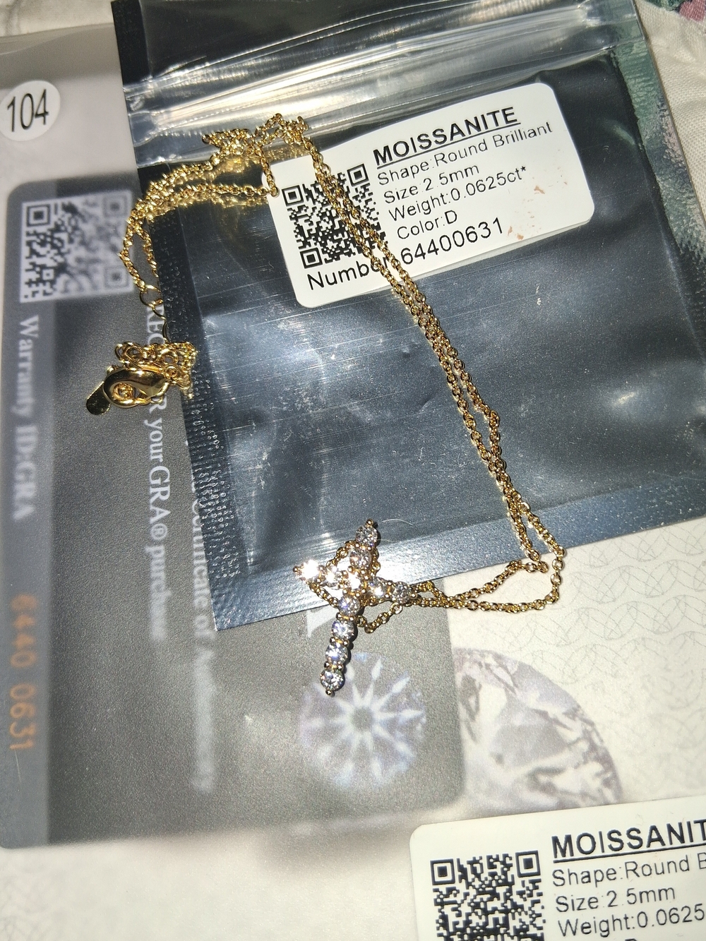 925 gold filled  Moissanite Cross with GRA Certificates